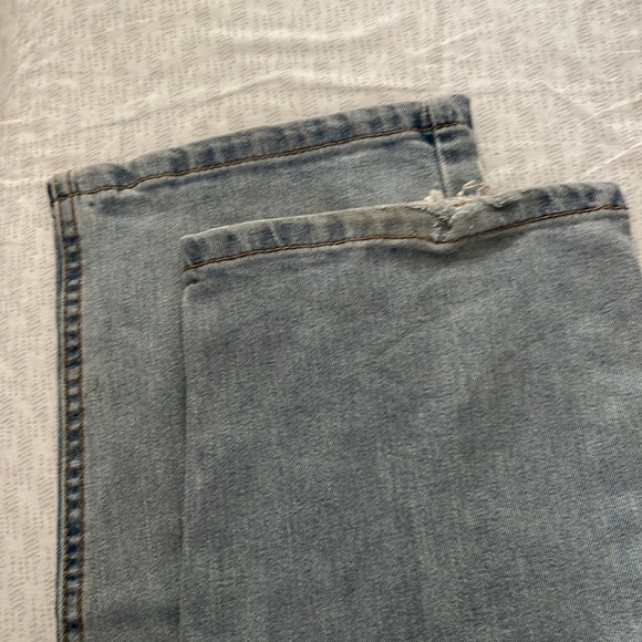 Levi’s 505 for Men 36x30 Distressed Jeans - Picture 4 of 6